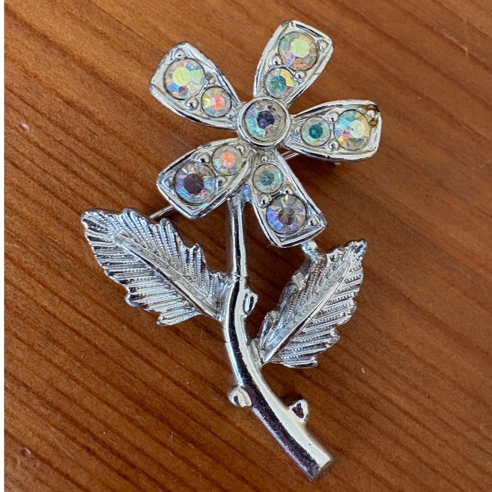 Sarah‎ Coventry Vintage Silver Tone AB Rhinestone Flower Brooch Pin Indie Sleaze